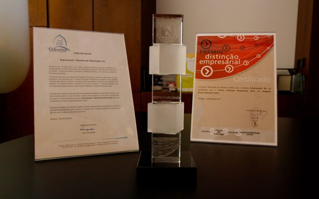 PRÉMIO DISTINÇÃO EMPRESARIAL 2016